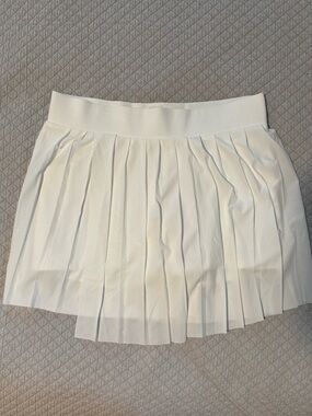 Varley White Pleated Melody Skirt NWOT
